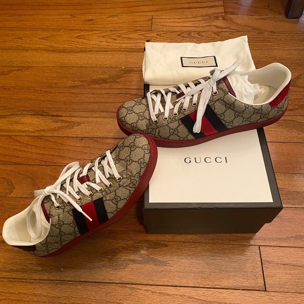 Gucci shoes